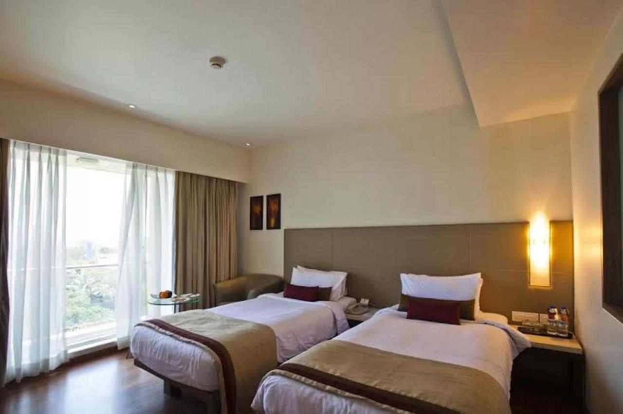 Spree Shivai Hotel Pune Pimpri-Chinchwad Стая снимка