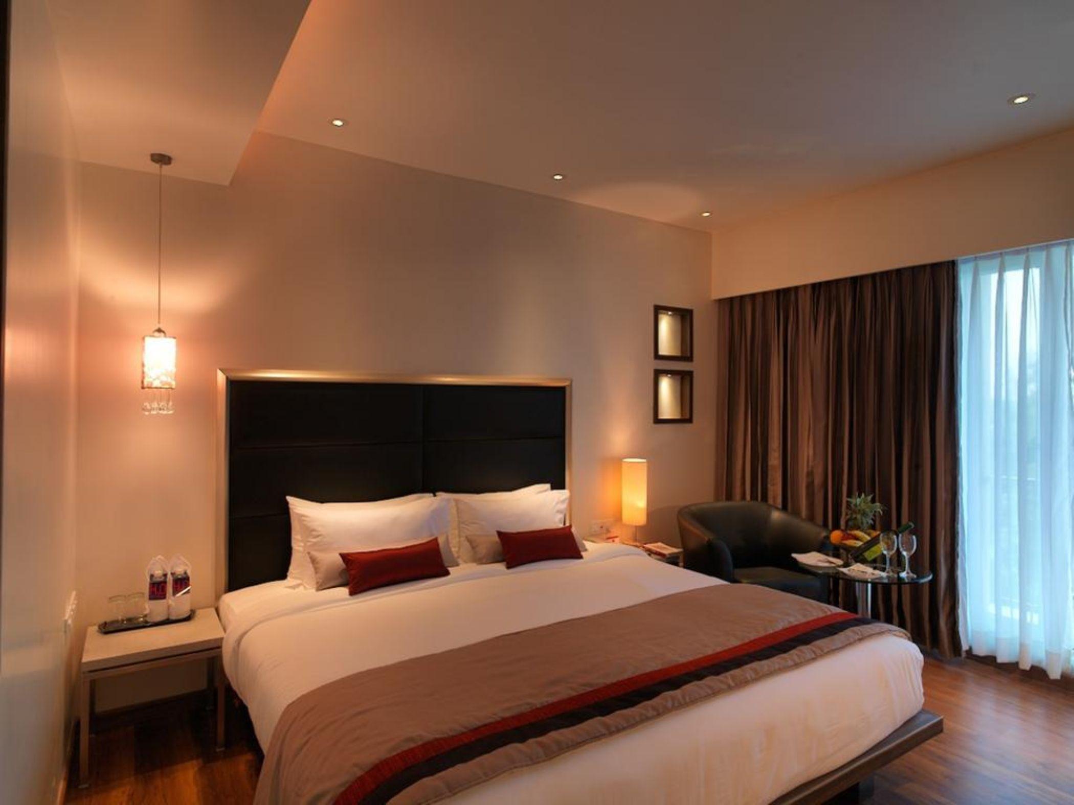 Spree Shivai Hotel Pune Pimpri-Chinchwad Екстериор снимка