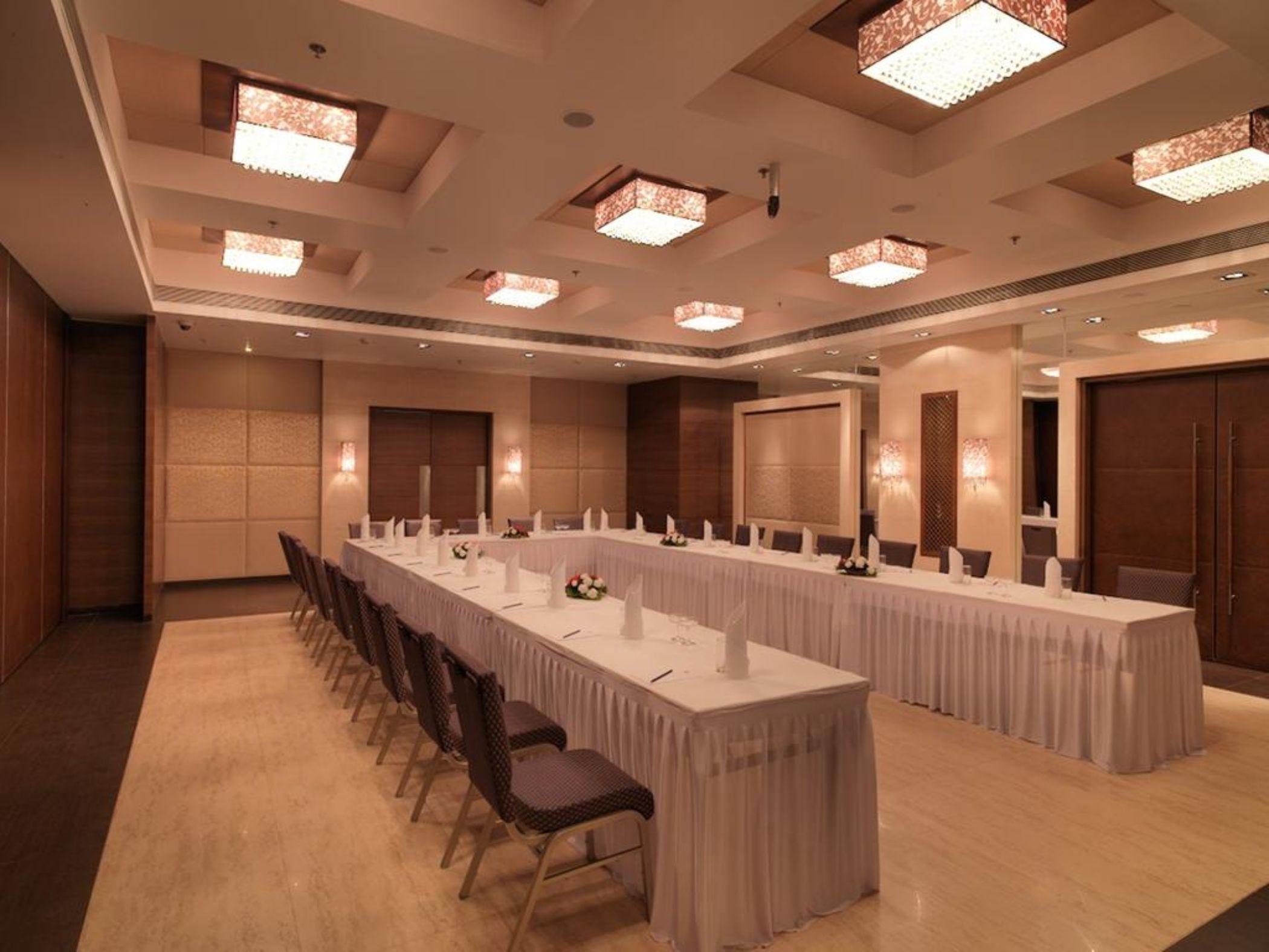 Spree Shivai Hotel Pune Pimpri-Chinchwad Екстериор снимка