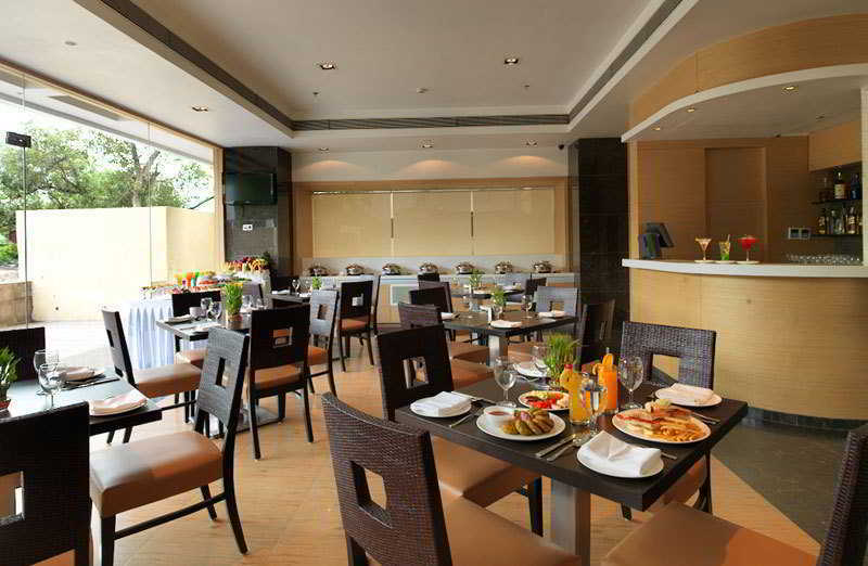 Spree Shivai Hotel Pune Pimpri-Chinchwad Екстериор снимка